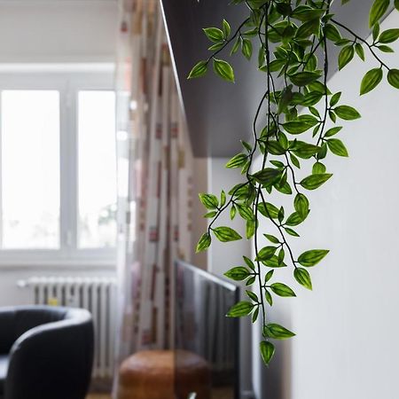 Amoretti Apartment, 6 Persone, 3 Camere, 2 Bagni, Balcone, Wi-Fi, Metro B Monti Tiburtini Rome Bagian luar foto