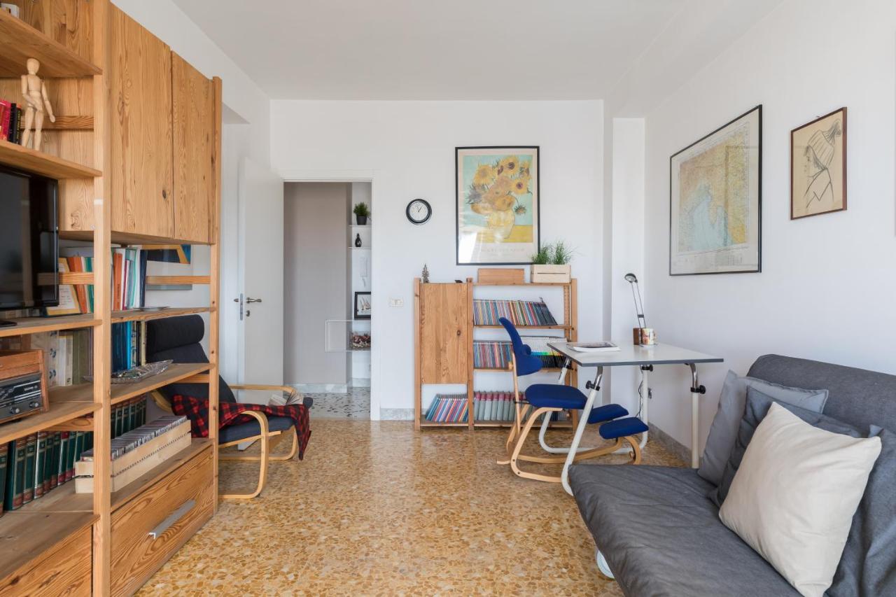 Amoretti Apartment, 6 Persone, 3 Camere, 2 Bagni, Balcone, Wi-Fi, Metro B Monti Tiburtini Rome Bagian luar foto