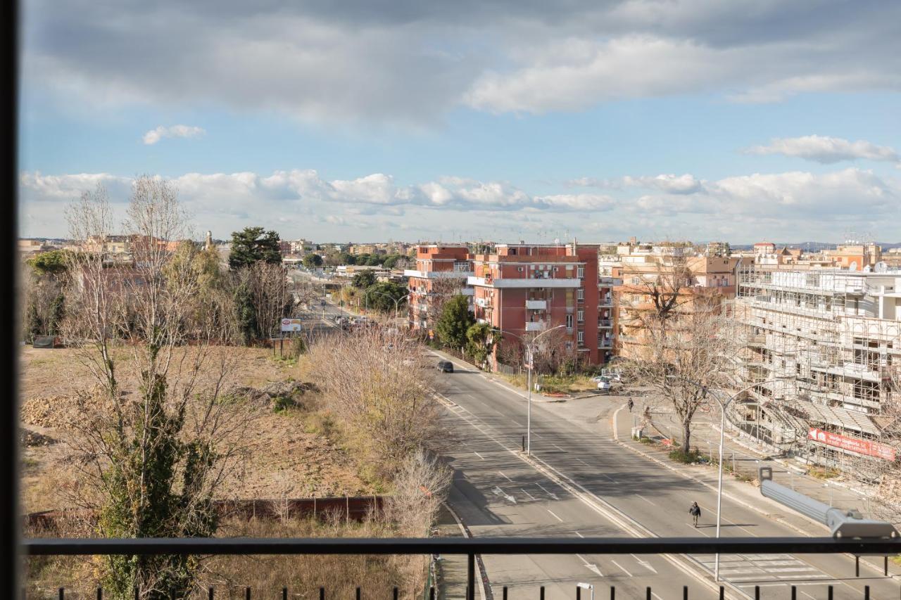Amoretti Apartment, 6 Persone, 3 Camere, 2 Bagni, Balcone, Wi-Fi, Metro B Monti Tiburtini Rome Bagian luar foto