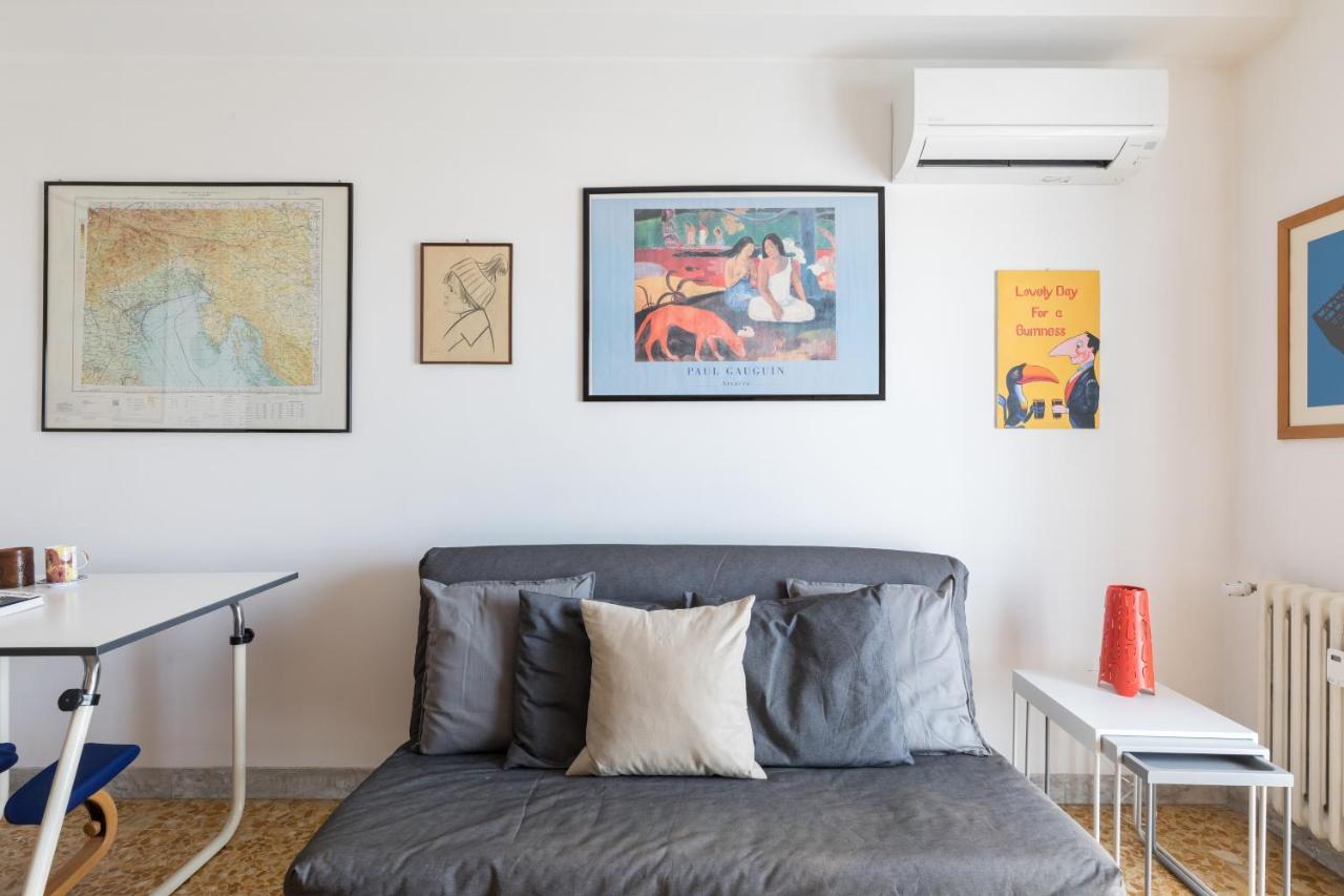Amoretti Apartment, 6 Persone, 3 Camere, 2 Bagni, Balcone, Wi-Fi, Metro B Monti Tiburtini Rome Bagian luar foto