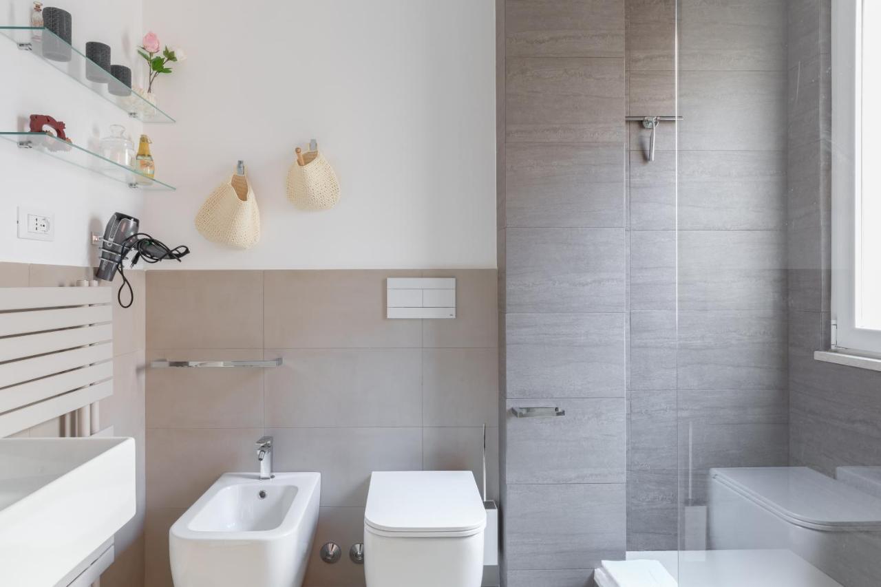 Amoretti Apartment, 6 Persone, 3 Camere, 2 Bagni, Balcone, Wi-Fi, Metro B Monti Tiburtini Rome Bagian luar foto