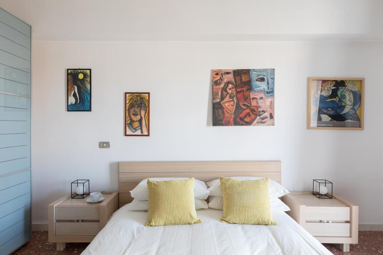 Amoretti Apartment, 6 Persone, 3 Camere, 2 Bagni, Balcone, Wi-Fi, Metro B Monti Tiburtini Rome Bagian luar foto