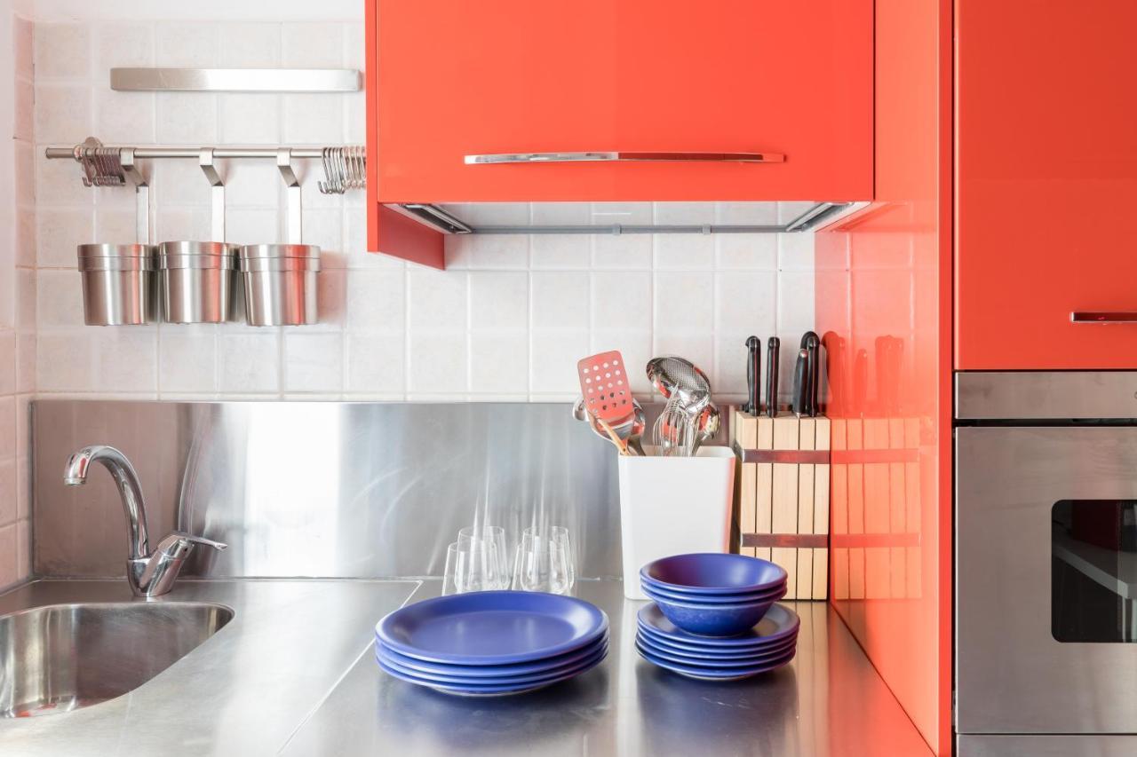 Amoretti Apartment, 6 Persone, 3 Camere, 2 Bagni, Balcone, Wi-Fi, Metro B Monti Tiburtini Rome Bagian luar foto